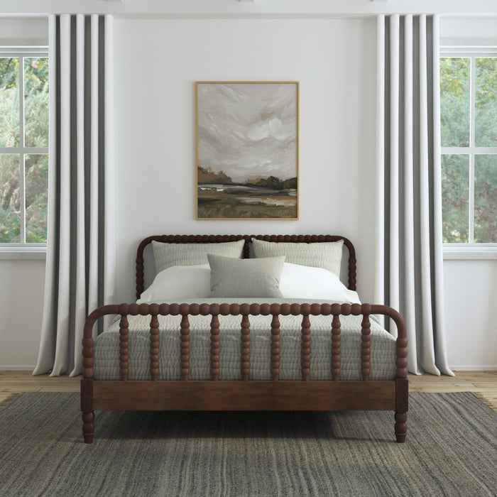 Spindle Queen Bed