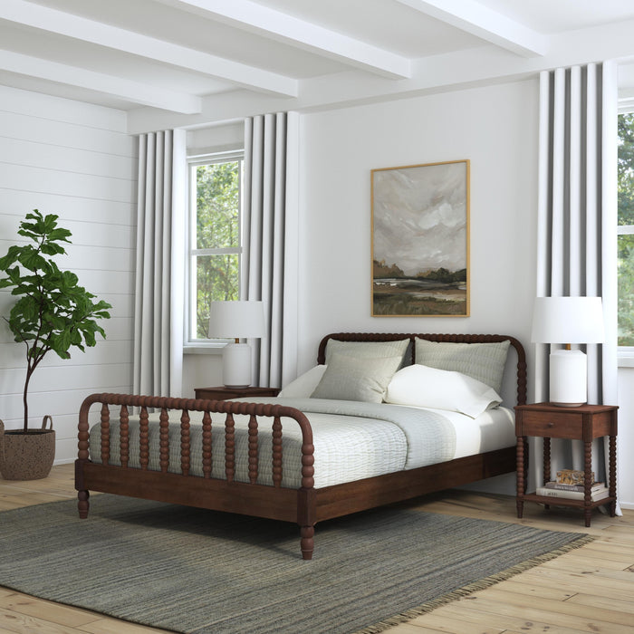 Spindle Brown Queen Bed and Two Nightstands