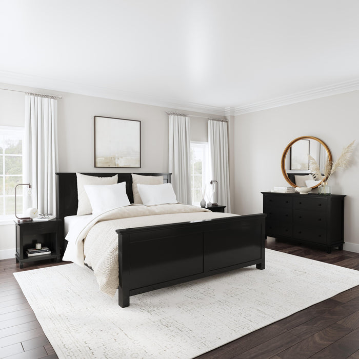 Oak Park Black King Bed, Two Nightstands and Dresser